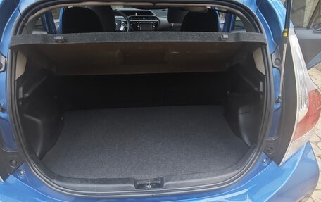 Toyota Prius c I, 2015 год, 1 350 000 рублей, 10 фотография