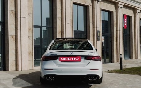 Mercedes-Benz E-Класс AMG, 2021 год, 7 900 000 рублей, 7 фотография