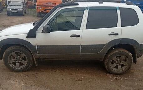 Chevrolet Niva I рестайлинг, 2019 год, 720 000 рублей, 2 фотография