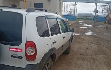 Chevrolet Niva I рестайлинг, 2019 год, 720 000 рублей, 5 фотография