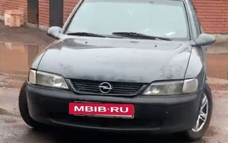 Opel Vectra B рестайлинг, 1998 год, 70 000 рублей, 3 фотография