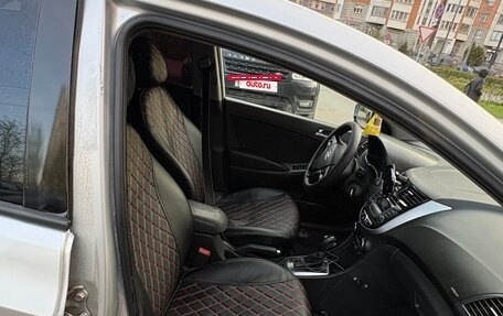 Hyundai Solaris II рестайлинг, 2015 год, 700 000 рублей, 5 фотография