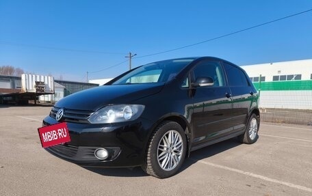 Volkswagen Golf Plus II, 2011 год, 835 000 рублей, 2 фотография