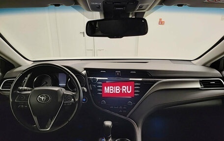 Toyota Camry, 2020 год, 3 211 000 рублей, 18 фотография