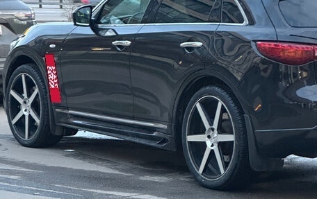 Infiniti QX70, 2014 год, 2 300 000 рублей, 5 фотография