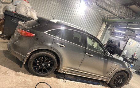 Infiniti QX70, 2014 год, 2 300 000 рублей, 15 фотография