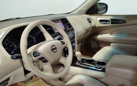 Nissan Pathfinder, 2014 год, 1 850 000 рублей, 24 фотография