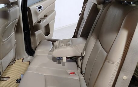Nissan Pathfinder, 2014 год, 1 850 000 рублей, 26 фотография