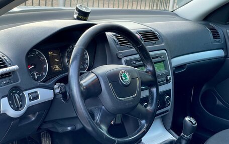 Skoda Octavia, 2011 год, 869 000 рублей, 8 фотография