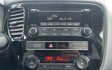 Mitsubishi Outlander III рестайлинг 3, 2019 год, 2 249 000 рублей, 16 фотография