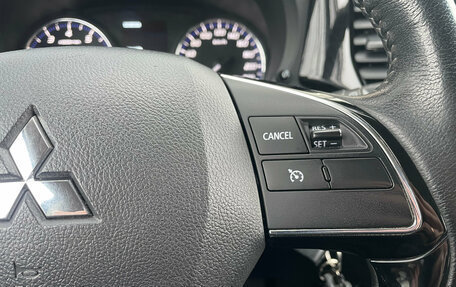 Mitsubishi Outlander III рестайлинг 3, 2019 год, 2 249 000 рублей, 15 фотография