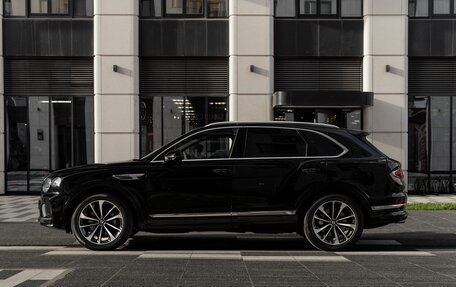 Bentley Bentayga I, 2025 год, 35 000 000 рублей, 7 фотография