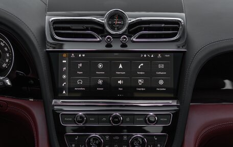 Bentley Bentayga I, 2025 год, 35 000 000 рублей, 27 фотография