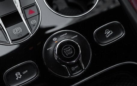 Bentley Bentayga I, 2025 год, 35 000 000 рублей, 30 фотография