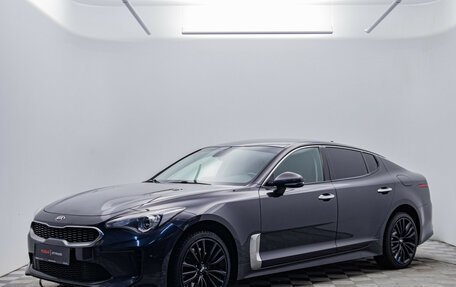 KIA Stinger I, 2018 год, 2 215 000 рублей, 1 фотография