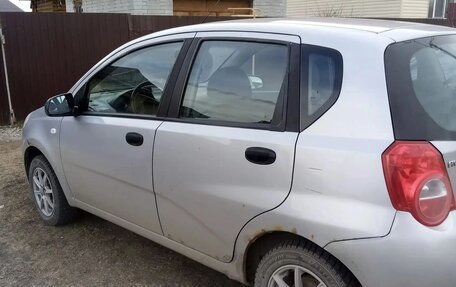 Chevrolet Aveo III, 2010 год, 300 000 рублей, 3 фотография