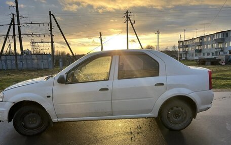 Renault Logan I, 2014 год, 285 000 рублей, 4 фотография