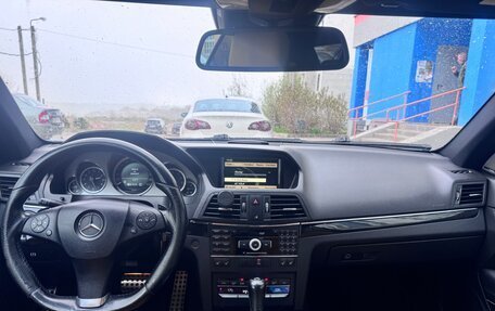 Mercedes-Benz E-Класс, 2011 год, 1 100 000 рублей, 15 фотография