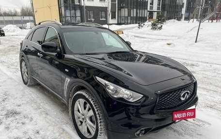 Infiniti QX70, 2014 год, 2 000 000 рублей, 5 фотография