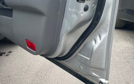 Nissan Teana, 2003 год, 653 000 рублей, 18 фотография