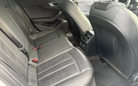 Audi A4, 2019 год, 2 400 000 рублей, 14 фотография