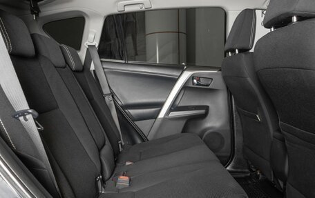 Toyota RAV4, 2017 год, 2 400 000 рублей, 8 фотография