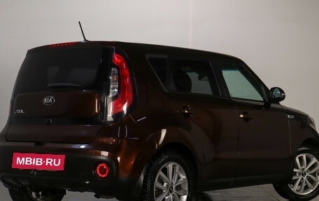 KIA Soul II рестайлинг, 2017 год, 1 699 000 рублей, 7 фотография