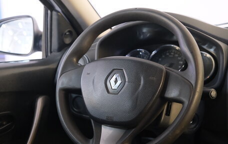 Renault Logan II, 2017 год, 489 000 рублей, 11 фотография