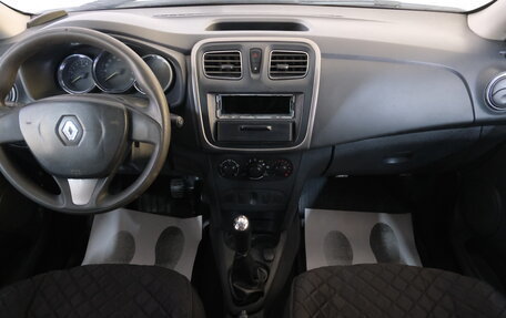 Renault Logan II, 2017 год, 489 000 рублей, 12 фотография