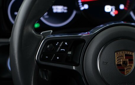 Porsche Cayenne III, 2018 год, 5 699 050 рублей, 12 фотография