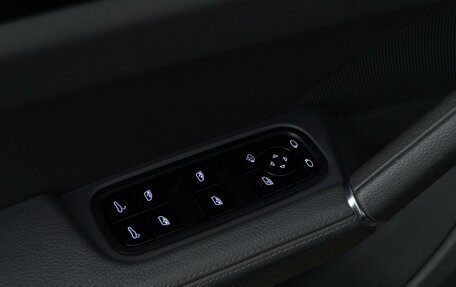 Porsche Cayenne III, 2018 год, 5 699 050 рублей, 16 фотография