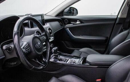 KIA Stinger I, 2018 год, 2 215 000 рублей, 9 фотография