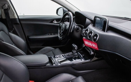 KIA Stinger I, 2018 год, 2 215 000 рублей, 10 фотография