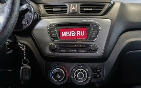 KIA Rio III рестайлинг, 2013 год, 885 000 рублей, 20 фотография