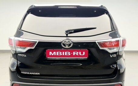Toyota Highlander III, 2014 год, 2 924 000 рублей, 3 фотография