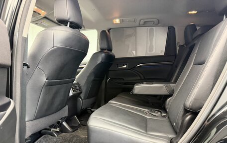 Toyota Highlander III, 2014 год, 2 924 000 рублей, 10 фотография