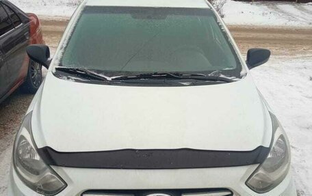 Hyundai Solaris II рестайлинг, 2011 год, 675 000 рублей, 5 фотография