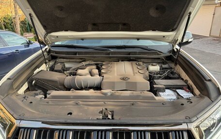 Toyota Land Cruiser Prado 150 рестайлинг 2, 2021 год, 8 250 000 рублей, 24 фотография