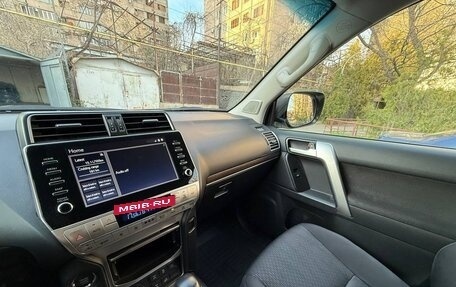 Toyota Land Cruiser Prado 150 рестайлинг 2, 2021 год, 8 250 000 рублей, 14 фотография
