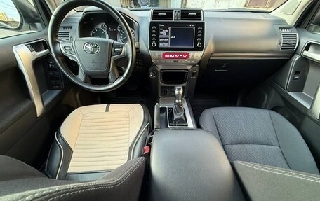 Toyota Land Cruiser Prado 150 рестайлинг 2, 2021 год, 8 250 000 рублей, 17 фотография