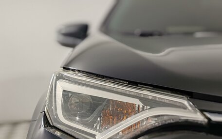 Toyota RAV4, 2018 год, 2 299 000 рублей, 17 фотография