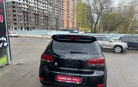 Volkswagen Golf VI, 2012 год, 900 000 рублей, 1 фотография