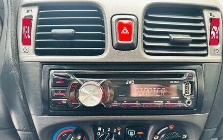 Nissan Almera, 2005 год, 345 000 рублей, 17 фотография