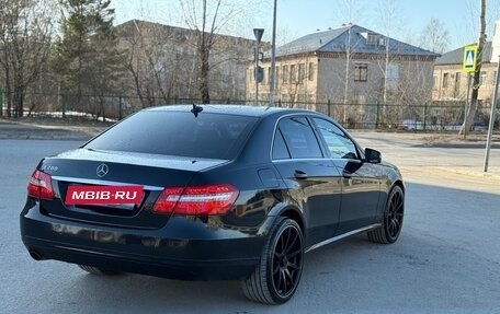 Mercedes-Benz E-Класс, 2012 год, 1 150 000 рублей, 3 фотография