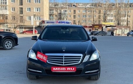 Mercedes-Benz E-Класс, 2012 год, 1 150 000 рублей, 5 фотография