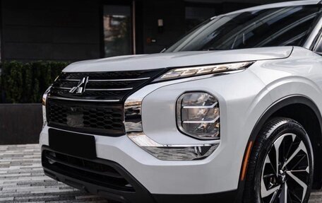 Mitsubishi Outlander, 2021 год, 2 977 000 рублей, 4 фотография