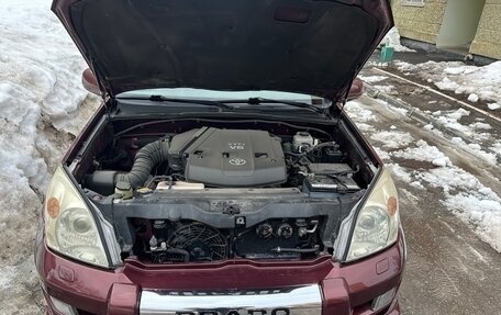 Toyota Land Cruiser Prado 120 рестайлинг, 2006 год, 2 300 000 рублей, 2 фотография