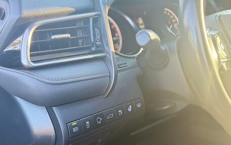 Toyota Camry, 2018 год, 3 400 000 рублей, 10 фотография