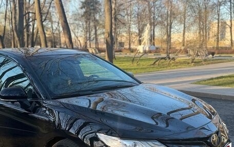 Toyota Camry, 2018 год, 3 400 000 рублей, 5 фотография