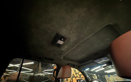 Toyota Land Cruiser 200, 2018 год, 6 650 000 рублей, 7 фотография